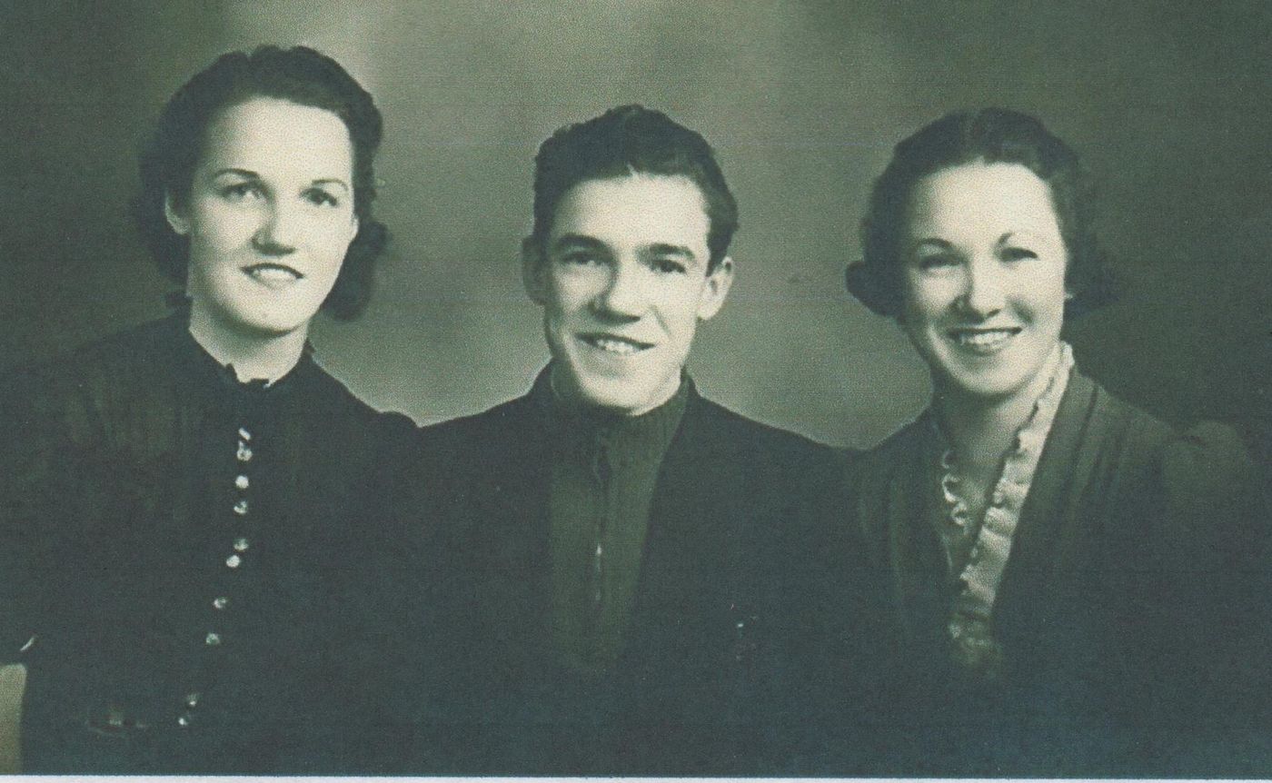 Jean, George and Daisy Gate - Triplets b 1920