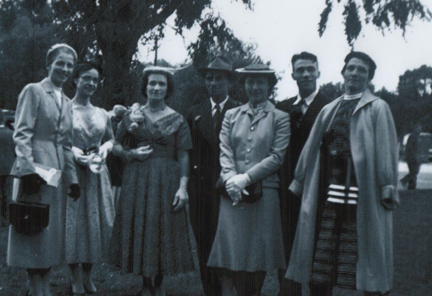 Joyce, Rachel, Mary, Oscar, Daisy, George and Jean - Mary Annette and Rachel Elizabeth were twins