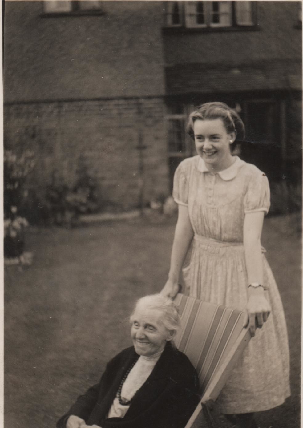 Mary Hobbs (nee Kale) and Elizabeth (Grand daughter) 1939